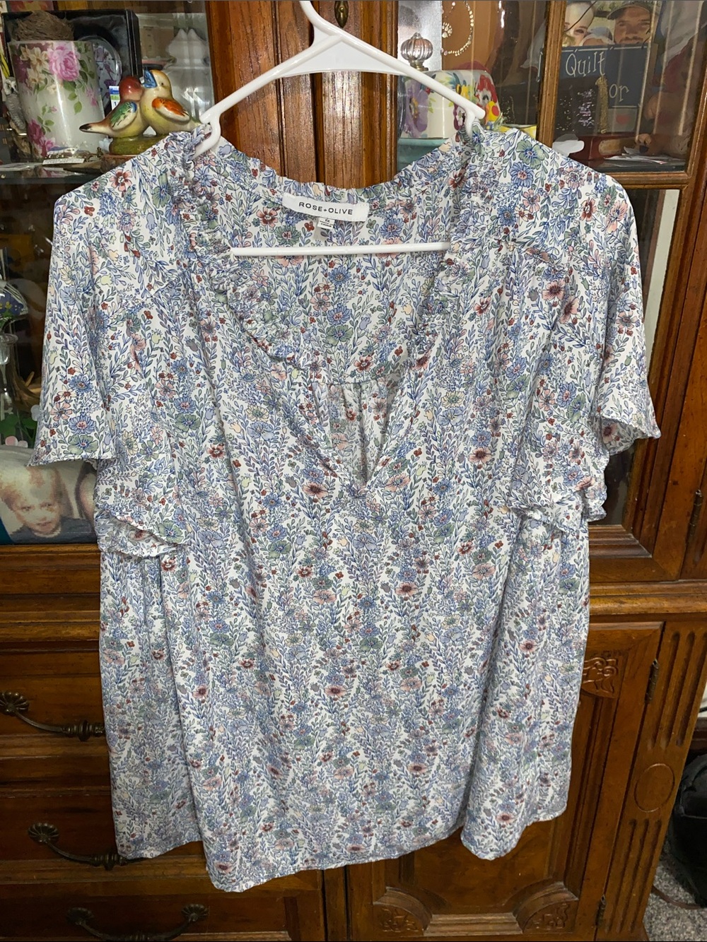 Rose & Olive floral Blouse size 1X